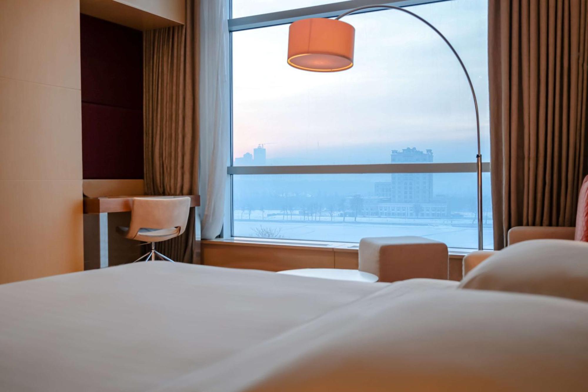 Hyatt Regency Душанбе Екстериор снимка