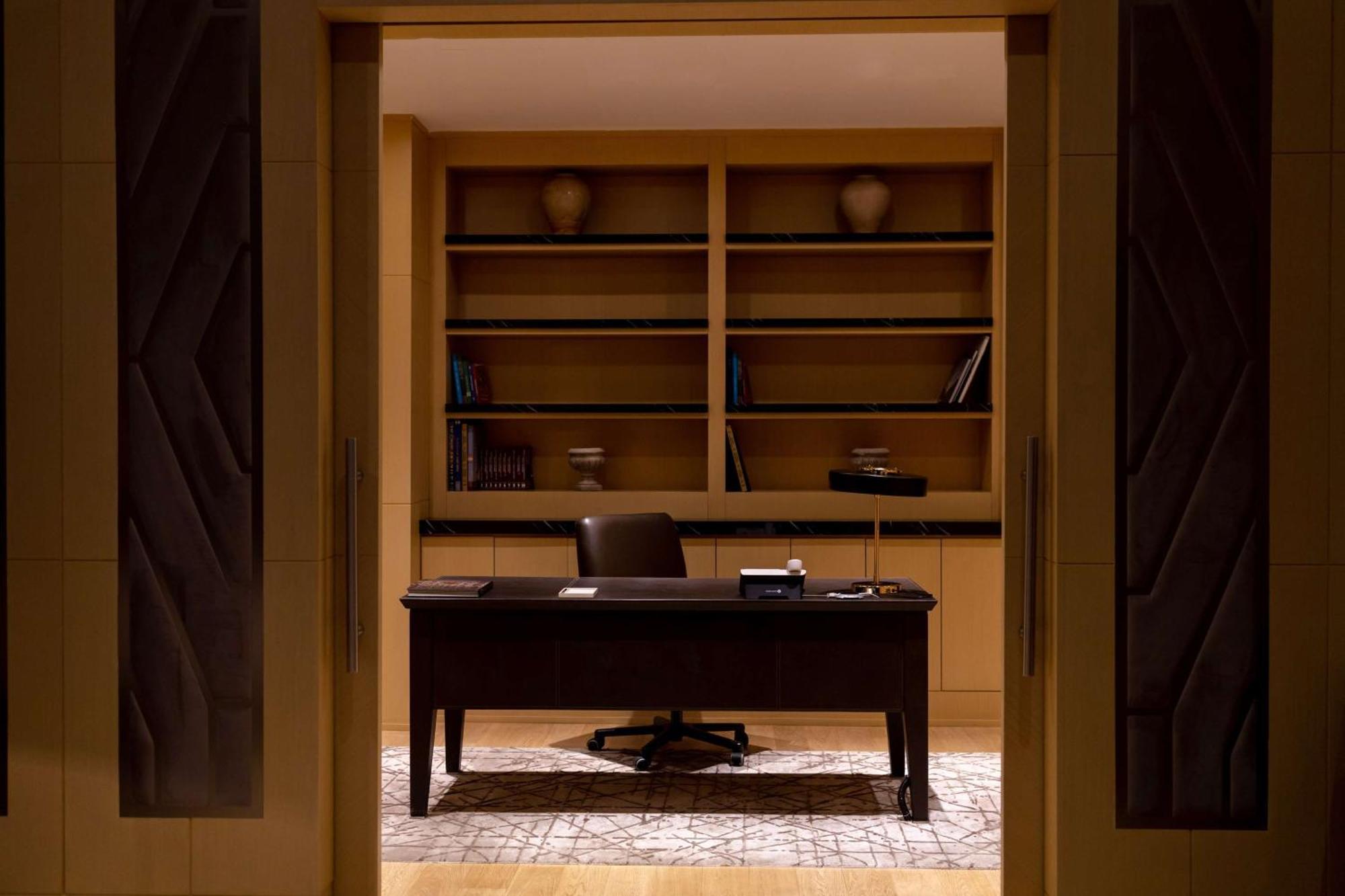 Hyatt Regency Душанбе Екстериор снимка