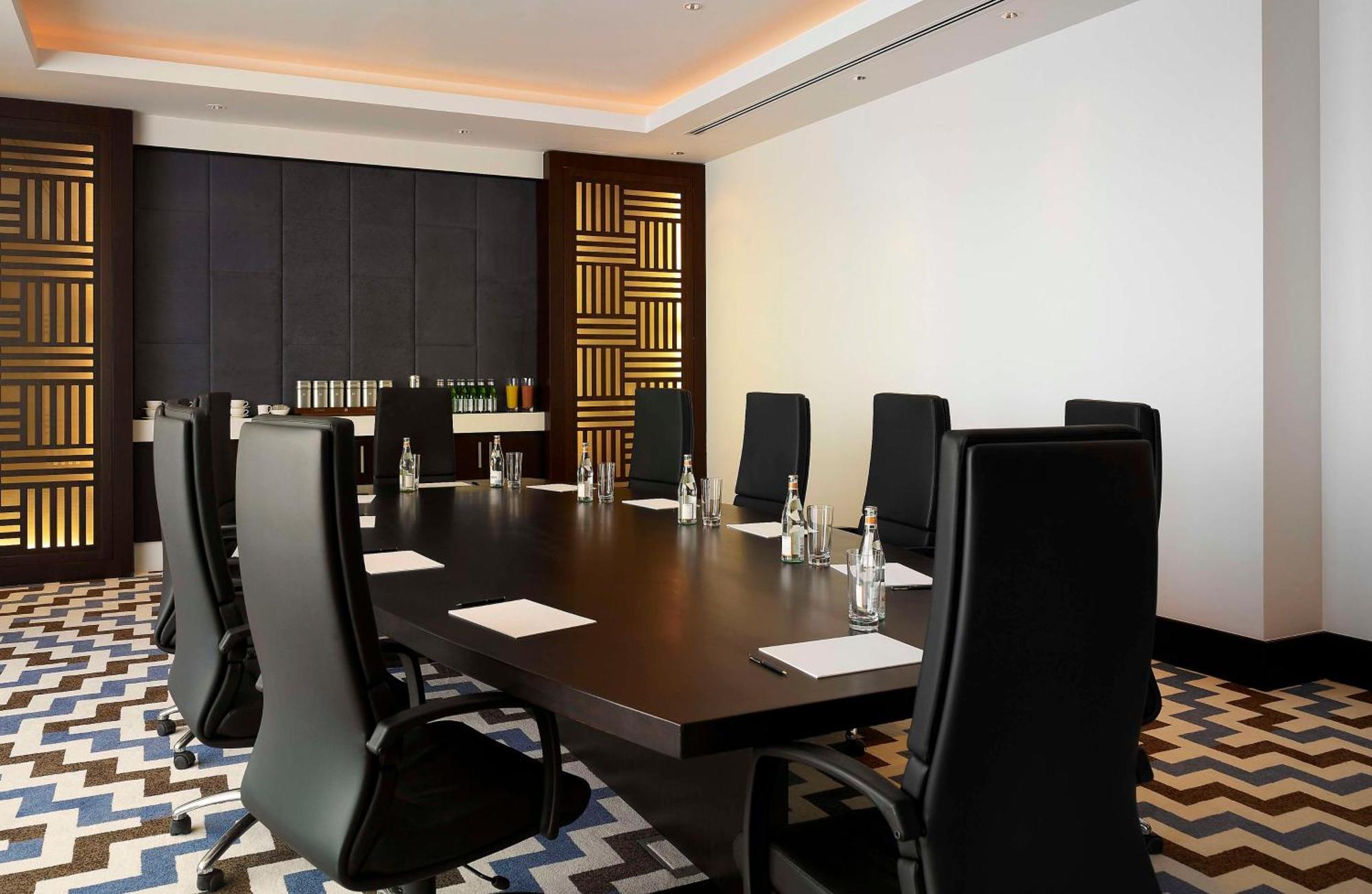 Hyatt Regency Душанбе Екстериор снимка