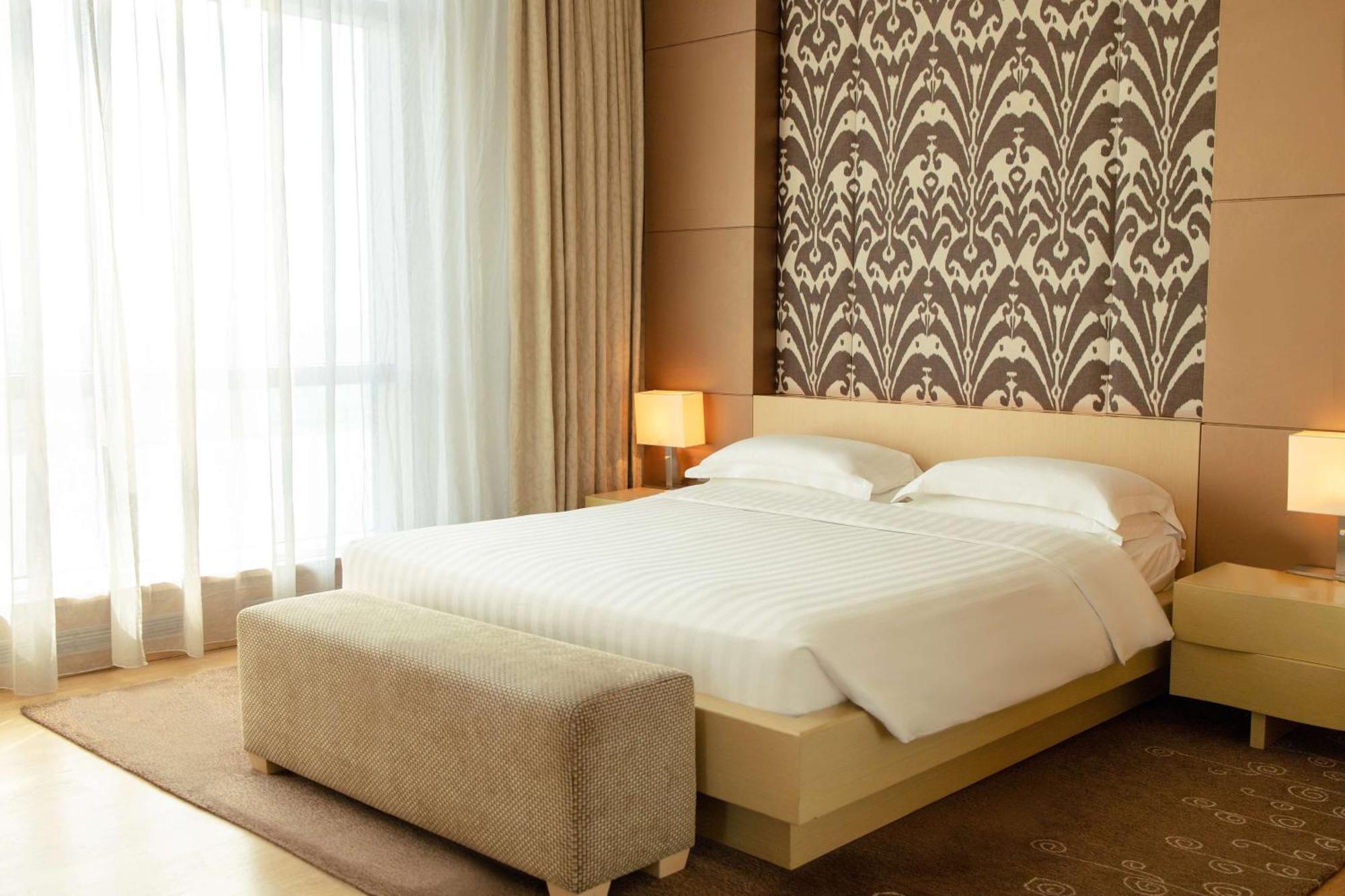 Hyatt Regency Душанбе Екстериор снимка